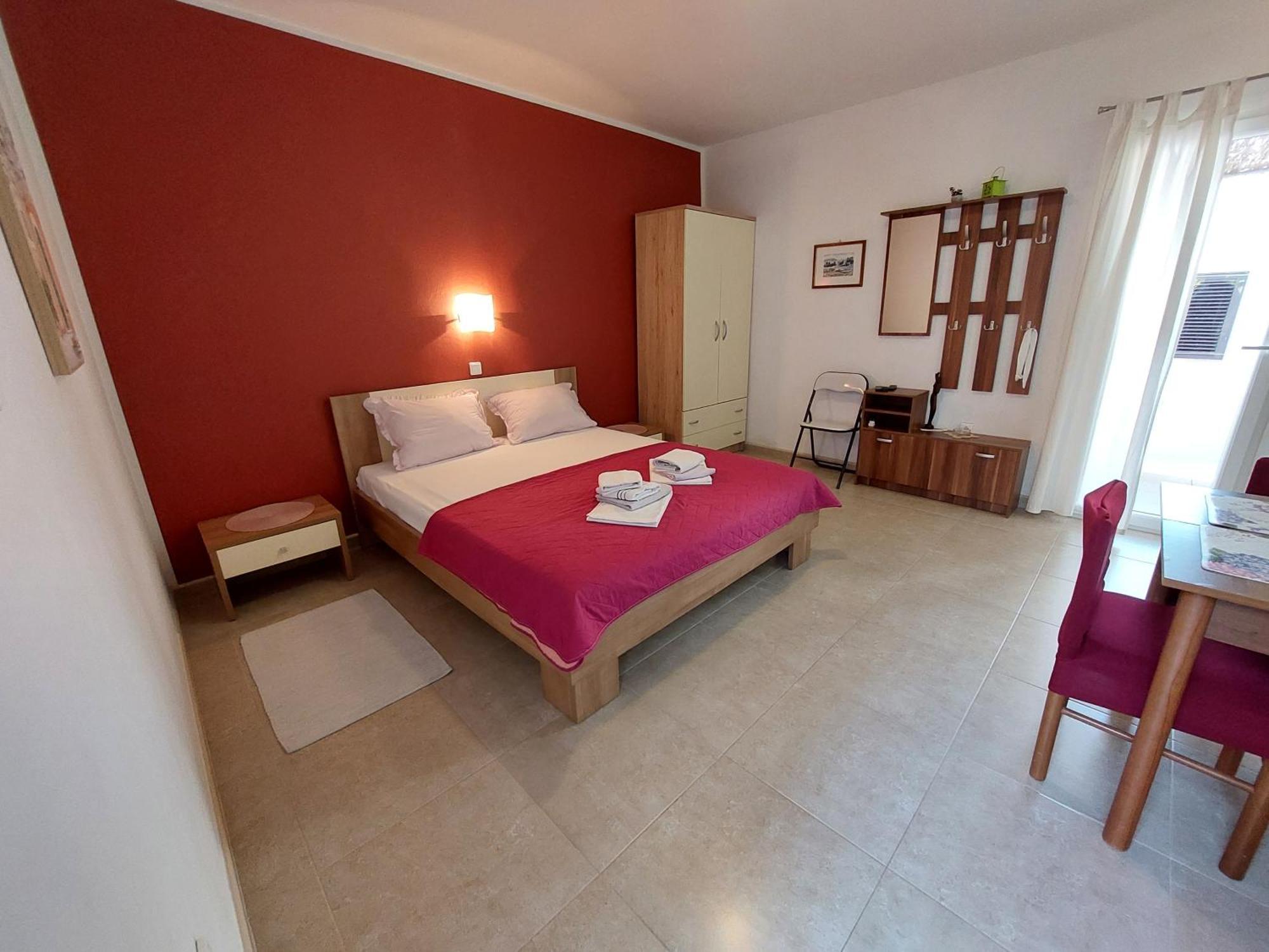 Apartments Nenad & Marija พาก ภายนอก รูปภาพ
