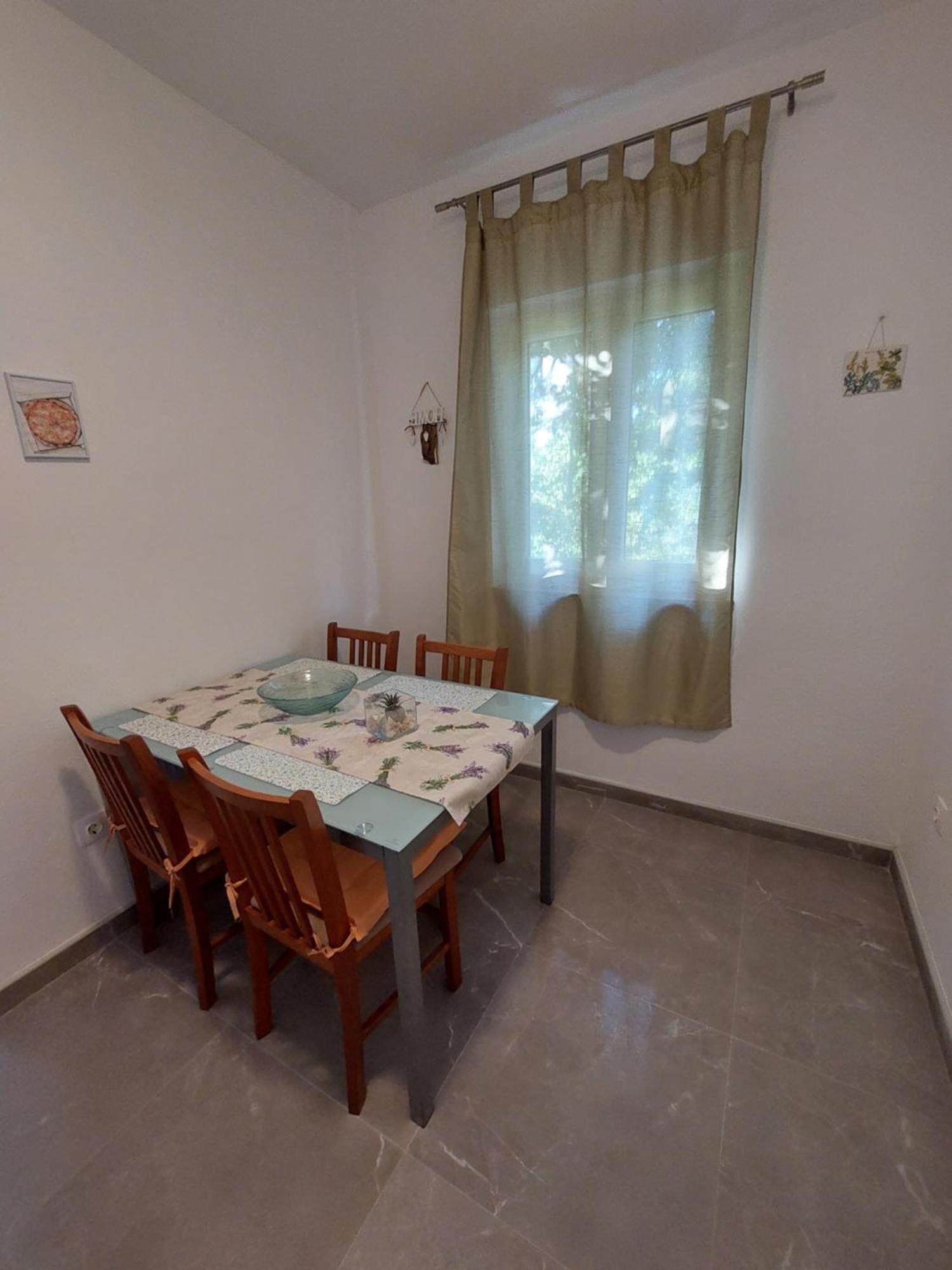 Apartments Nenad & Marija พาก ภายนอก รูปภาพ